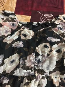 Floral Puff Sleeve Peplum Top