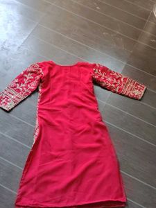 Stunning Red &amp; Gold Embroidered farshi garara and