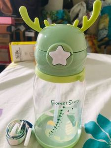 NewCute🤭Dinosaur Sipper Bottle with Strap
