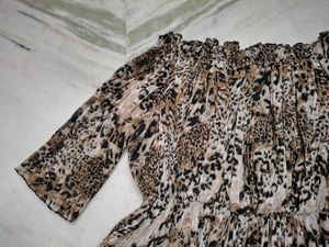 Women's Leopard Print Off-Shoulder Top