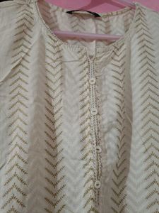 Elegant pure cotton Cream Kurta with Gold Print