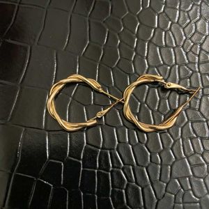 Chic Twisted Hoop Earrings