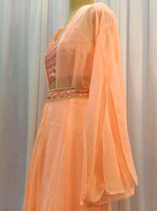 It's New One Never Used 3 Pieces Lehenga Choli With Belt