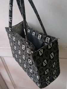 Patterned Tote Bag With Small New Pouch Free