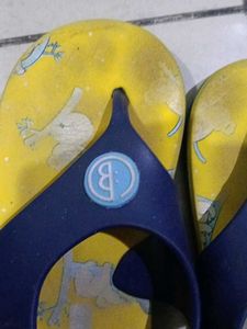 Kids Yellow Flip-Flops ( baby oye)