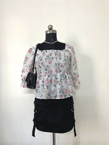 Floral Print Square Neck Top