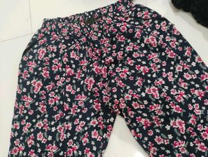 Floral winters Pants