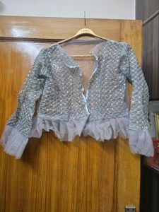 Saree with blouse piece