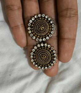 Gold &amp; Pearl Necklace Set