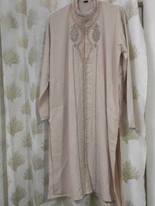 Men's Embroidered Kurta