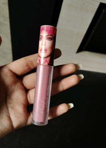 Huda Beauty Liquid Matte Lipstick