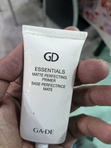 GA-DE Essentials Matte Perfecting Primer