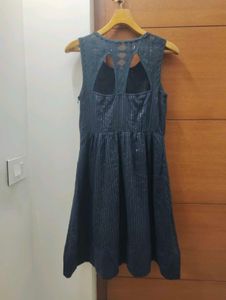 Embroidered Lace Dress💙