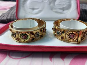 gold pleated kada set