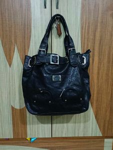 Chic Black Faux Leather Shoulder Bag