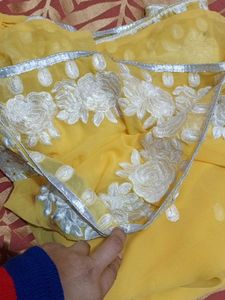 Saree With Blouse