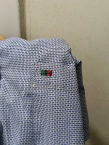 Peter England Blue Textured Shirt