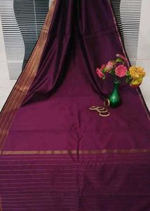 Elegant Silk Saree with Tassels Zaree Patta