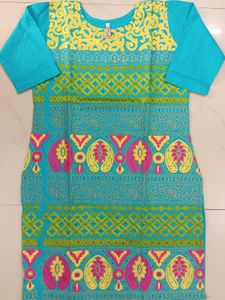 New Kurti With Zaari Work