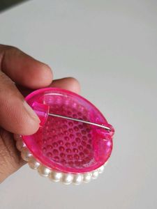 Sparkling Pearl &amp; Crystal Brooch/Accessory