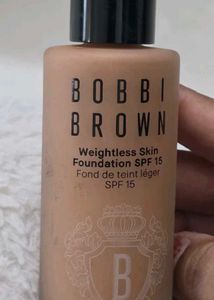 Bobbi Brown Weightless Skin Foundation