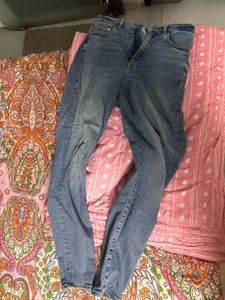 Light Wash h&amp;m high rise Denim Jeans