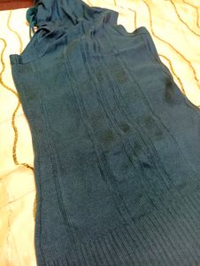 Woolen Teal Top