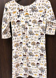 🤍Printed Short Kurti – New / Unused