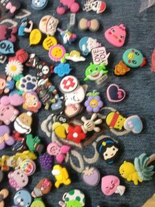 crocs charms