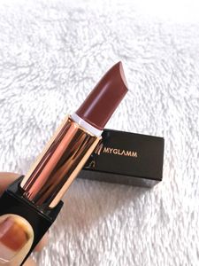 MyGlamm Manish Malhotra Soft Matte Lipstick - Suga