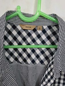 Stylish Asymmetrical Checkered Shirt size M