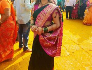 green radha krishna print saree