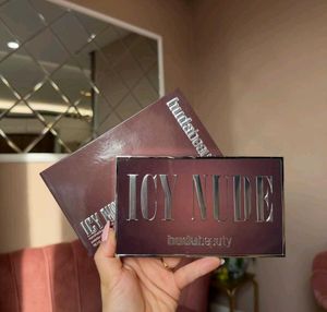 Huda Beauty Icy Nude Eyeshadow Palette