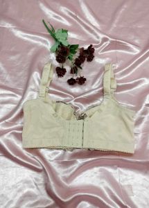 Elegant Lace Trim Bra