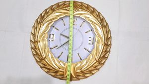 Wall Clock &amp; Decor ⏰️