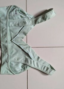 Ribbed Knit Sports Bra - Comfy &amp; Stylish!