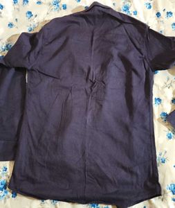 Men's Navy Blue Button-Down Shirt
