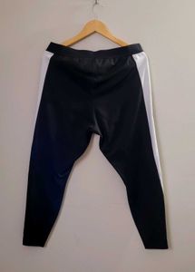Puma Black &amp; White Athletic Leggings