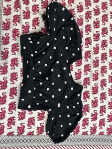 Chic Polka Dot Puff Sleeve Top