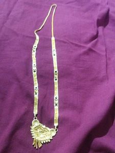 Exquisite Gold Toned Necklace