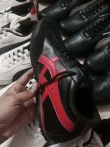 14 Pcs Sports Shoes Lot for Sale mix size-6, 7,8,9