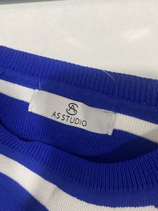 Women Stripped Knit Top