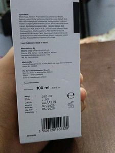 Minimalist Salicylic Acid Cleanser