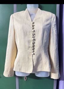 Elegant Cream Linen Blend Blazer