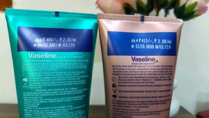 Vaseline Gluta-Hya Lotions (2 Items)