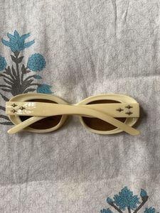 Stylish Oval Sunglasses