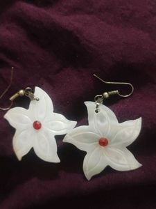 White Flower Earrings with Red Gem