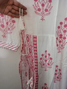 ₹199 💗🤍 Nyra Cut - Kurti