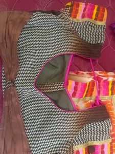 Vibrant Tie-Dye Print saree with stitched blouse