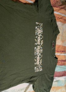 SAGE GREEN TOP